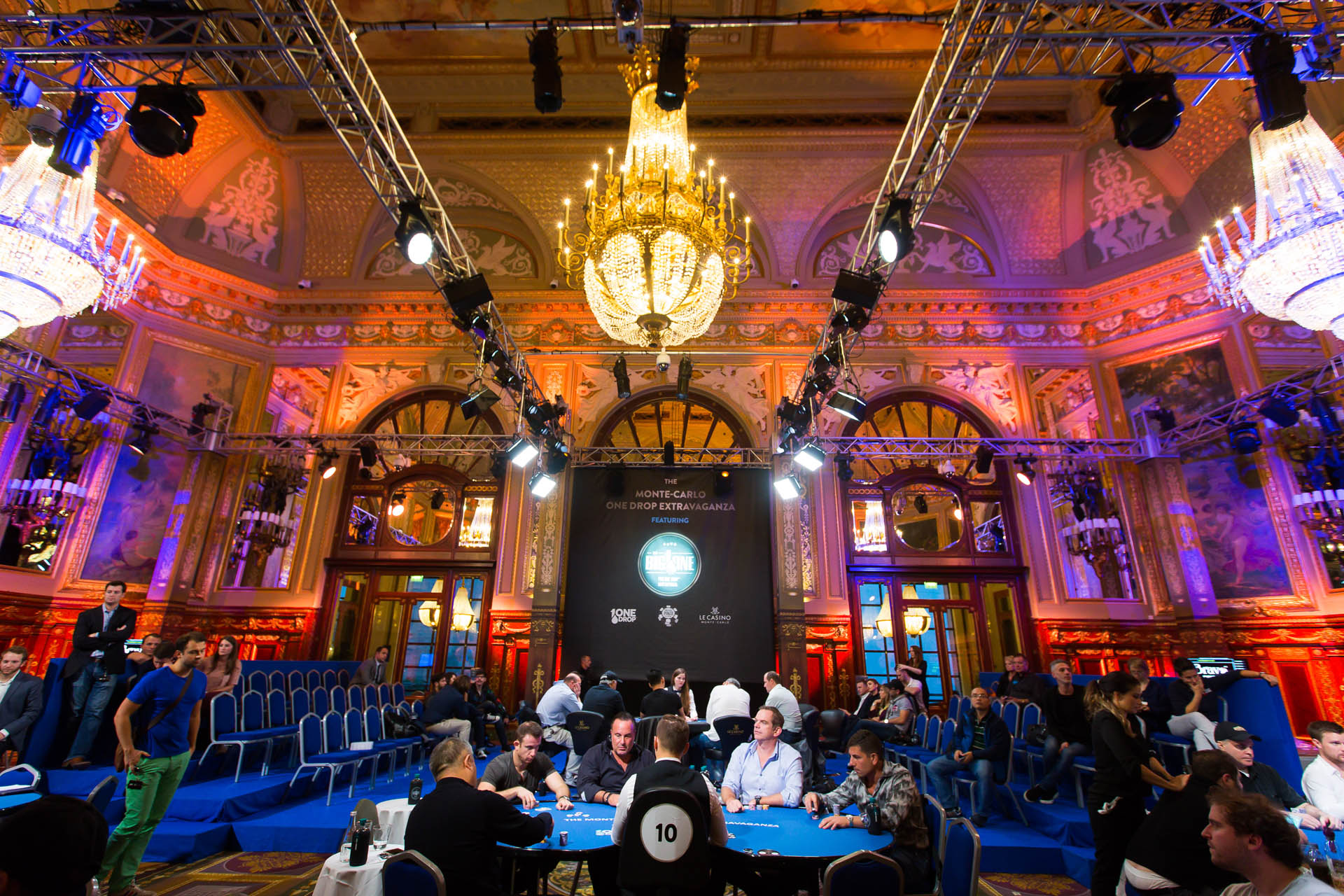 Table de Poker au Big One for One Drop in Monte Carlo
